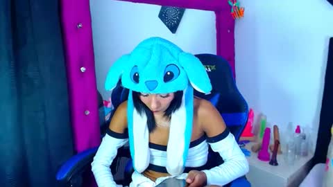 Snapshot of jenng18 chatting on March 2026 09:25:01 AM jenn online show from March 2026 09:25:01 AM