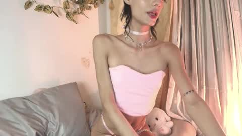 Snapshot of jennie_minatozaki chatting on February 2026 05:18:02 AM s new account online show from February 2026 05:18:02 AM