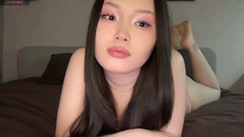 Snapshot of jennie_yung chatting on July 2026 10:23:01 PM jennie_yung online show from July 2026 10:23:01 PM