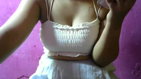 jenniella online show from February 2025 06:49:02 AM