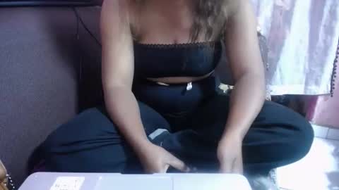 jenniella online show from September 2025 10:59:01 AM