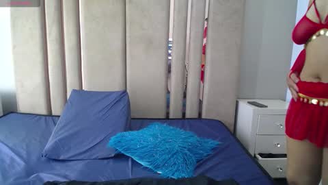 Jennifer online show from February 2026 10:14:02 PM