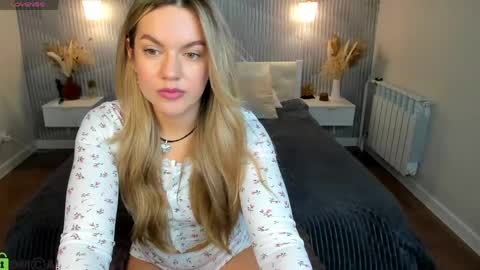 Jennifer Perezz online show from April 2026 09:48:02 AM