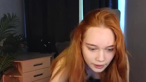 Snapshot of jennifer_shy_ chatting on March 2026 05:34:01 AM Jennifer online show from March 2026 05:34:01 AM