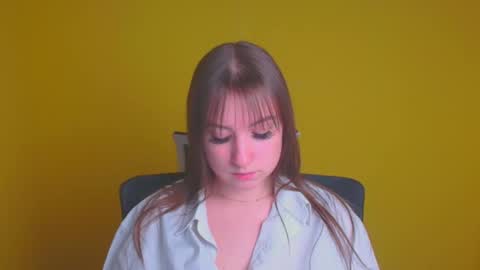 Jennifer online show from January 2025 09:57:01 AM