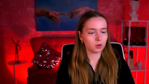 Jennifer online show from April 2026 02:28:02 PM