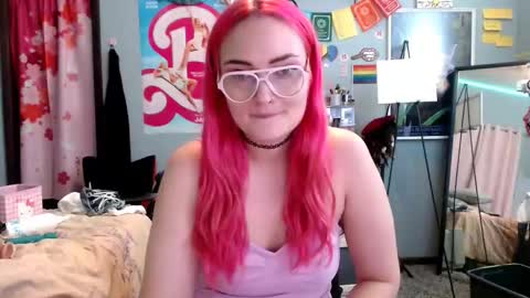 Snapshot of jennifergwen chatting on November 2025 06:02:02 AM Jennifer Gwen online show from November 2025 06:02:02 AM