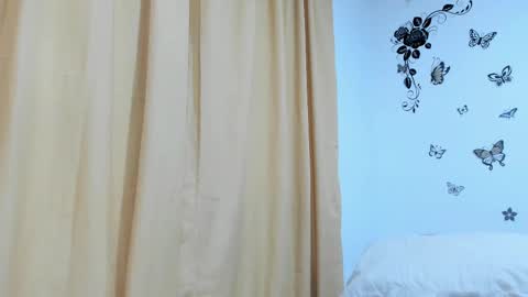 jenniferloveyou online show from September 2025 09:38:01 PM