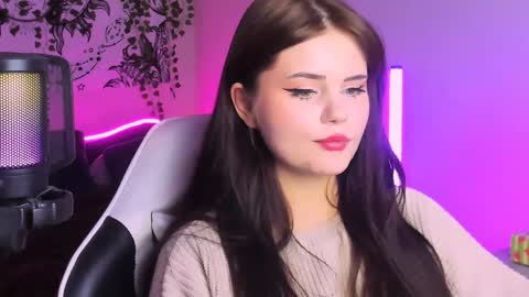 Snapshot of jenniferwandis77 chatting on December 2024 07:36:01 PM Jenni online show from December 2024 07:36:01 PM