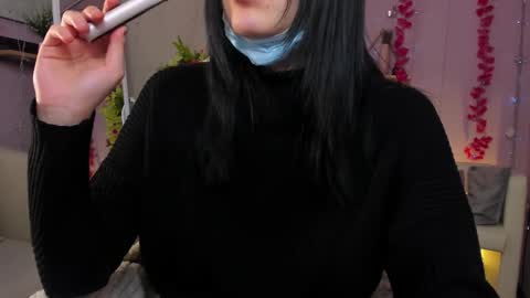 Jenni online show from December 2025 01:40:02 PM