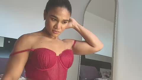 Snapshot of jennmullatta_ chatting on January 2026 06:32:02 PM Jenn online show from January 2026 06:32:02 PM