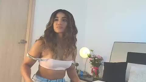 Snapshot of jennmullatta_ chatting on February 2026 04:24:02 PM Jenn online show from February 2026 04:24:02 PM