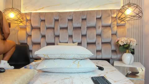 Snapshot of jennsexy_ chatting on January 2025 11:13:01 PM Jennsexy online show from January 2025 11:13:01 PM