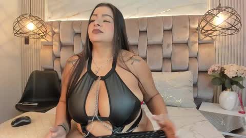 Snapshot of jennsexy_ chatting on March 2025 11:50:01 AM Jennsexy online show from March 2025 11:50:01 AM