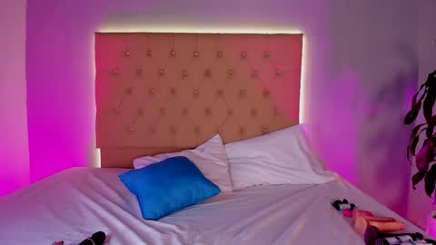 jenny__lawrence online show from January 2026 07:38:02 PM