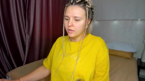 Snapshot of jenny_jimmy chatting on October 2025 09:19:01 AM Jenny online show from October 2025 09:19:01 AM