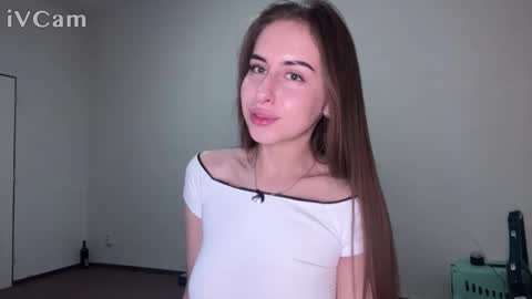 jenny_l_v online show from March 2026 10:04:01 PM