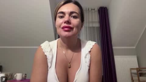 Snapshot of jenny_play1 chatting on October 2025 07:08:01 AM Jenny online show from October 2025 07:08:01 AM