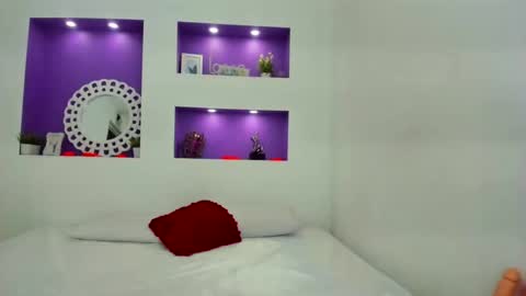 Snapshot of jenny_towers chatting on November 2025 06:56:02 PM jenny_towers online show from November 2025 06:56:02 PM