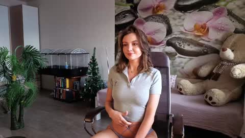 jennycutey online show from January 2025 04:04:01 AM