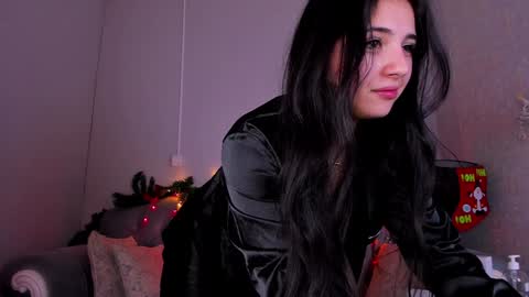 Snapshot of jennyferguson chatting on January 2025 07:14:02 PM Jenny Ferguson online show from January 2025 07:14:02 PM
