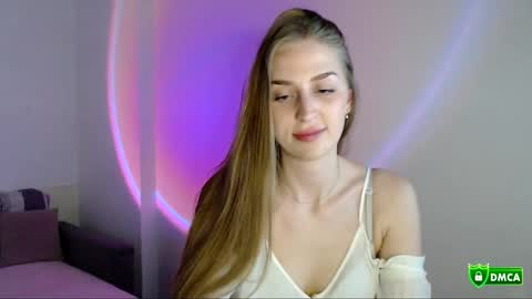 The Flower Power Models online show from November 2025 02:39:02 PM