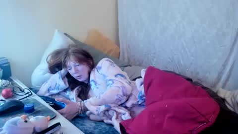 Jenn -  come to my onlyfans online show from January 2026 04:00:01 PM