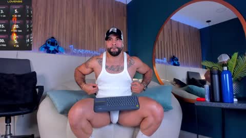 Snapshot of jeremy_harden chatting on January 2025 09:53:01 PM Jeremy online show from January 2025 09:53:01 PM