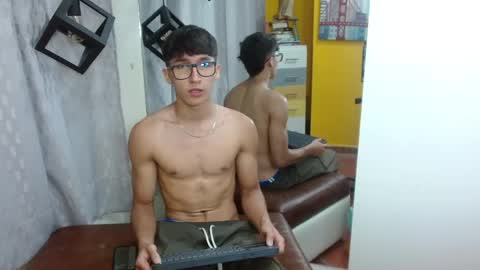 Snapshot of jeremy_job chatting on April 2026 12:07:01 PM Jeremy online show from April 2026 12:07:01 PM