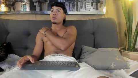 Snapshot of jeremy_wallker chatting on July 2026 07:27:01 PM Jeremy online show from July 2026 07:27:01 PM