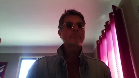 jerflor online show from April 2026 10:53:02 AM