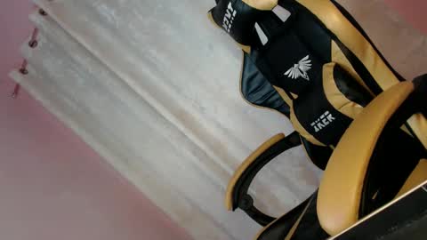 Snapshot of jerkaholic_aneca chatting on February 2025 05:53:01 AM jerkaholic_aneca online show from February 2025 05:53:01 AM