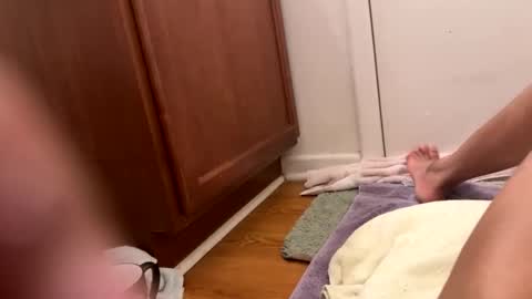 Snapshot of jerkstar16 chatting on April 2026 04:10:02 AM Jerkstar16 online show from April 2026 04:10:02 AM