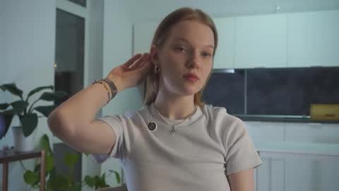 Snapshot of jerrybenear chatting on November 2025 03:12:02 PM Molly online show from November 2025 03:12:02 PM