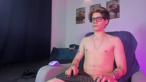 Angelo online show from September 2025 04:28:01 AM