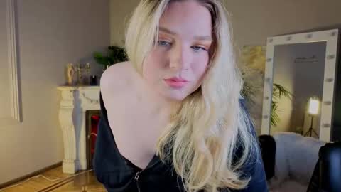 jes_solar online show from November 2025 09:14:01 PM