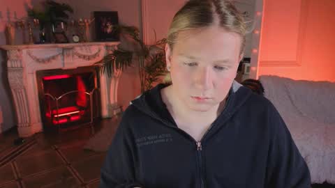 jes_solar online show from November 2025 06:12:01 PM