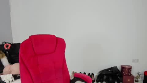 MistressJesicaCoper online show from December 2024 01:50:02 AM