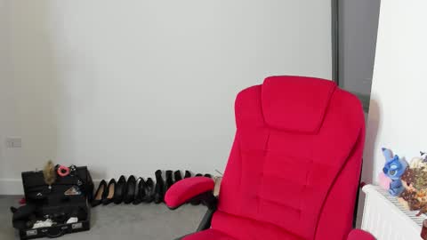 MistressJesicaCoper online show from September 2025 09:58:02 PM