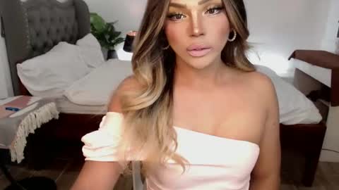 Snapshot of jesie_hot69 chatting on January 2025 09:57:01 AM jesie_hot69 online show from January 2025 09:57:01 AM