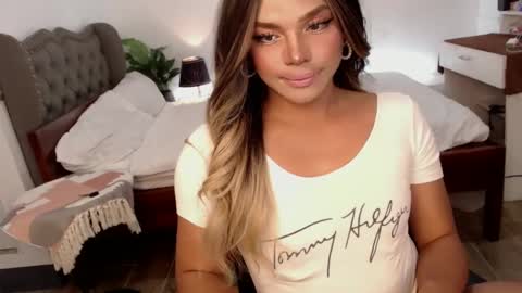 Snapshot of jesie_hot69 chatting on January 2025 01:03:02 PM jesie_hot69 online show from January 2025 01:03:02 PM