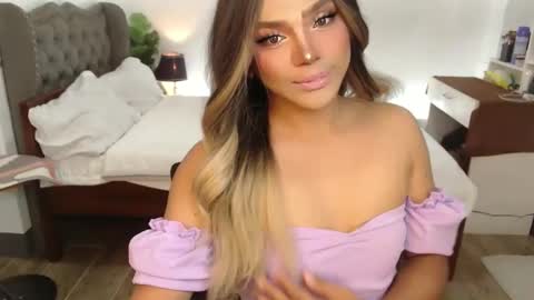 Snapshot of jesie_hot69 chatting on February 2025 10:47:02 AM jesie_hot69 online show from February 2025 10:47:02 AM