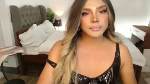 Snapshot of jesie_hot69 chatting on February 2025 04:56:02 PM jesie_hot69 online show from February 2025 04:56:02 PM