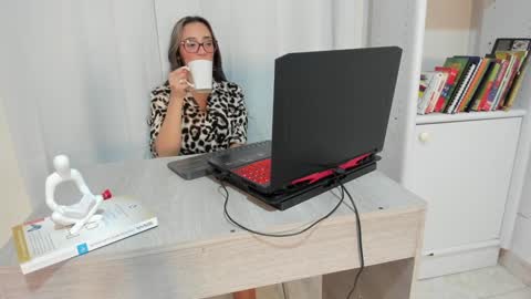 jessica herreraToday I will be your devil and you my victim online show from January 2025 08:49:02 PM