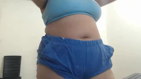 Snapshot of jess_beauty chatting on October 2025 12:44:01 AM jess beauty online show from October 2025 12:44:01 AM