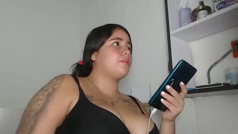 Snapshot of jess_beauty chatting on March 2026 03:23:01 AM jess beauty online show from March 2026 03:23:01 AM