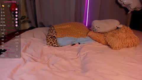 Snapshot of jess_lui chatting on October 2025 04:35:02 AM Jess online show from October 2025 04:35:02 AM