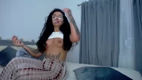 Snapshot of jessebella chatting on February 2025 02:04:01 AM jesse online show from February 2025 02:04:01 AM