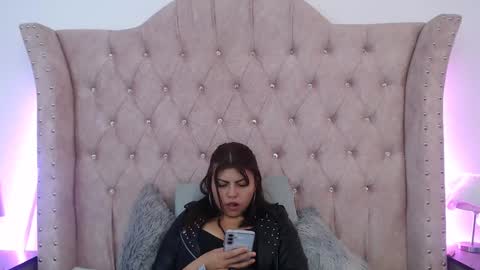 Jessica  online show from January 2025 02:30:01 PM