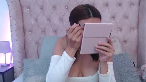 Jessica  online show from January 2025 06:21:01 PM